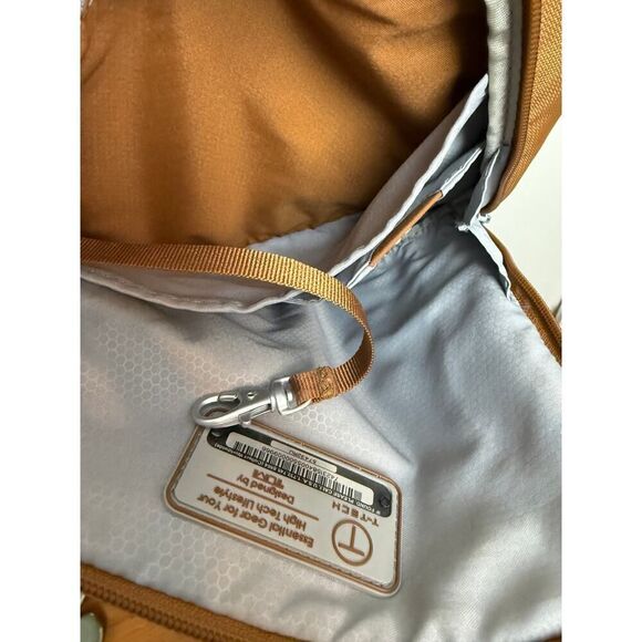 TUMI T-Tech Lightweight Nylon Flap Magnetic Closure Crossbody - Picture 12 of 14